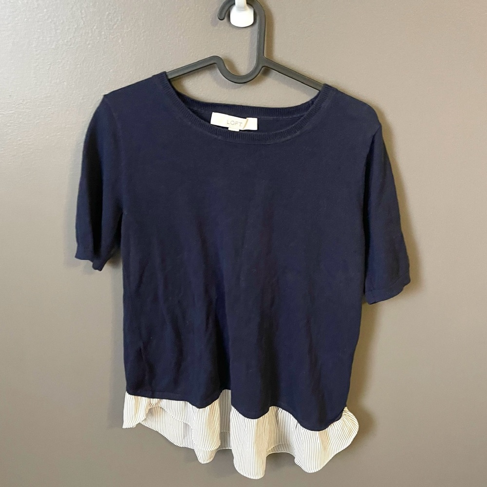 BOGO FREE!! loft Womens layered sweater top